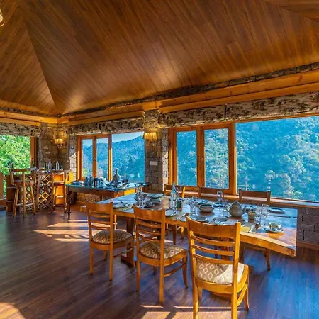 The Hideaway Cottage-2